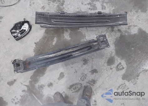 2017 Volkswagen Passat 1.8T Sel Premium z USA, uszkodzony, nr VIN 1VWCT7A37HC067756